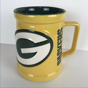 Green Bay Packers 15oz Sculpted Relief Mug NFL